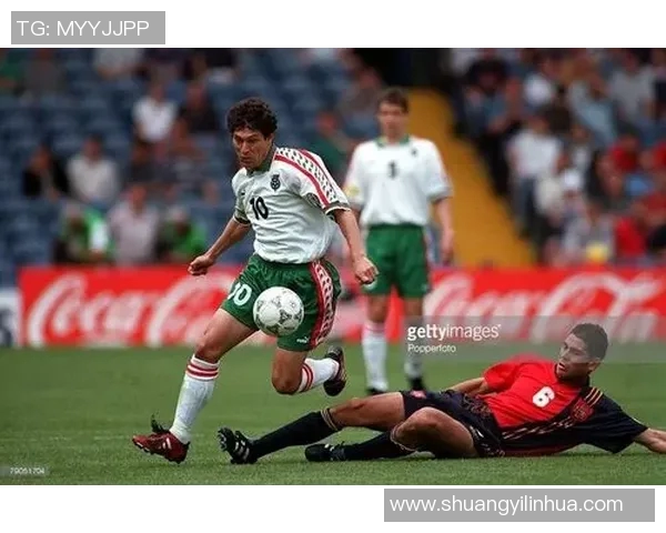 足球明星与模特的恋爱潮流背后隐藏的真相与故事