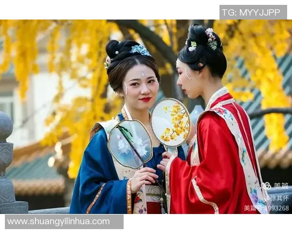 足球明星与汉服的完美结合展现女性优雅魅力的时尚之旅